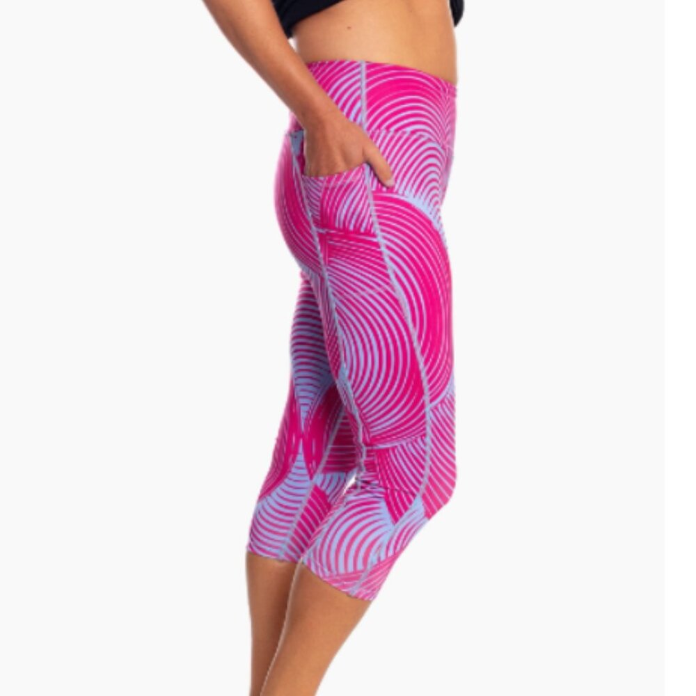 Berry Capri Leggings